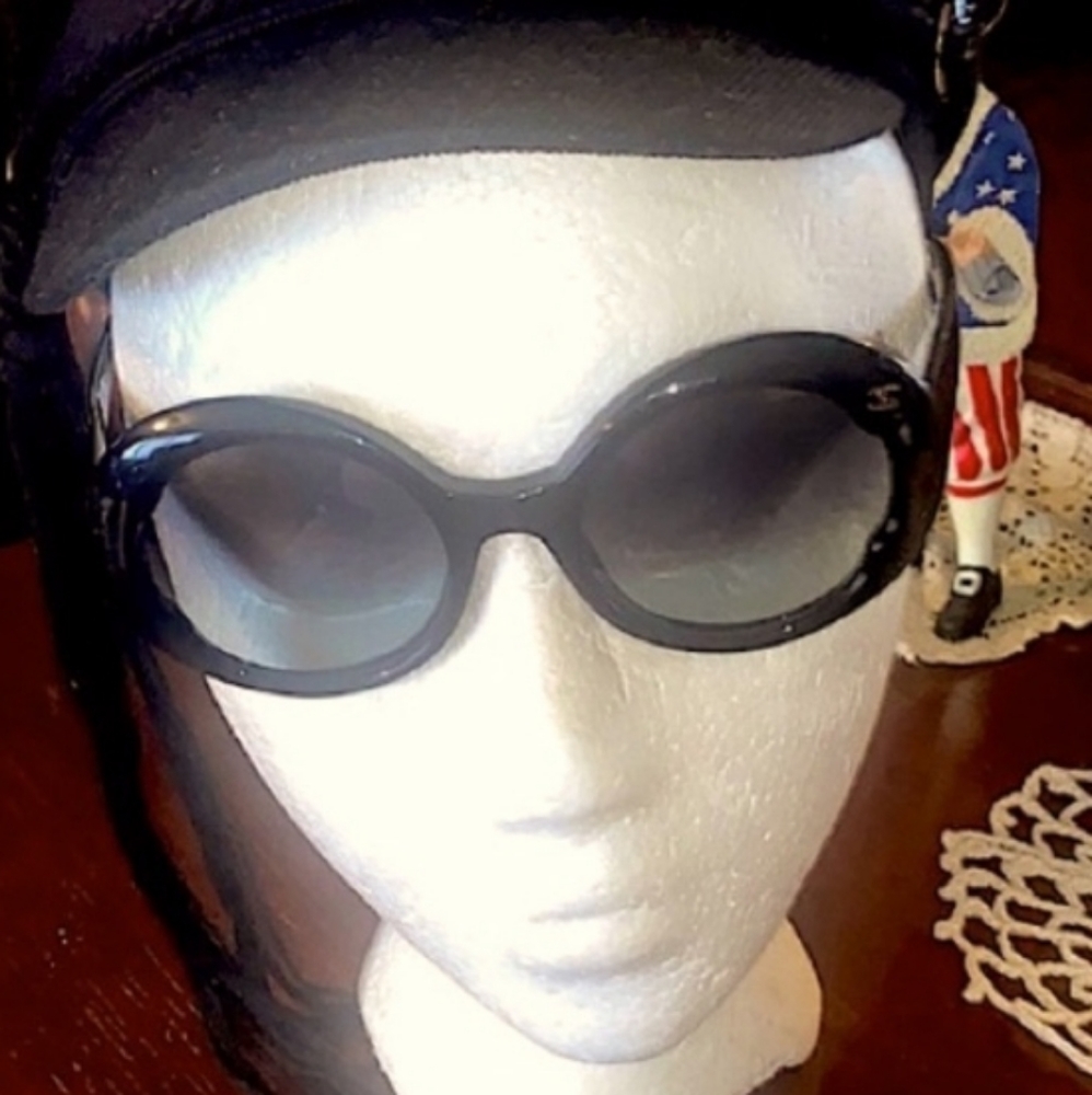 CHANEL Black Oval Sunglasses